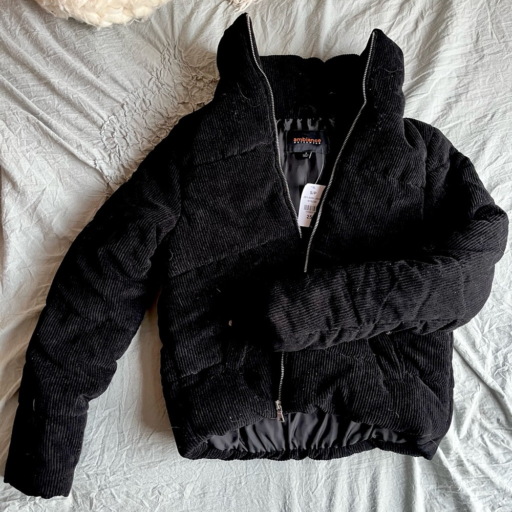 Cropped Puffer Jacket